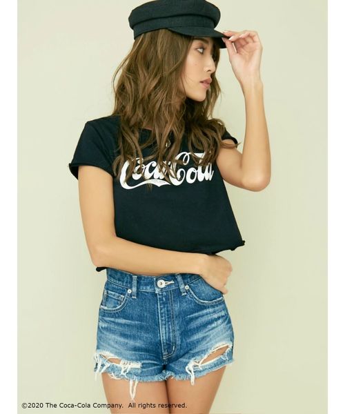 GYDA(ジェイダ)の「COCA-COLA ショートTシャツ(Tシャツ/カットソー・レディース・ブラック/ベージュ/レッド/オフホワイト・FREE)」の17枚目の写真