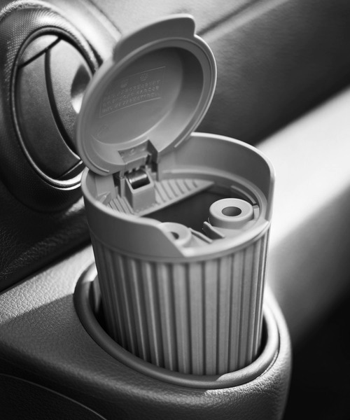 高級♦️欅♦️アッシュトレイ♦️未使用♦️キレイな木目の温もり♦️送料込 INDEED ソーラーアッシュボトル 木目 灰皿 / DE152 CAR MATE