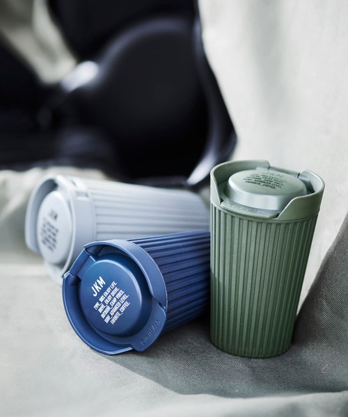 高級♦️欅♦️アッシュトレイ♦️未使用♦️キレイな木目の温もり♦️送料込 CAR MATE / カーメイト INDEEDソーラーアッシュボトル 木目 DE152 の