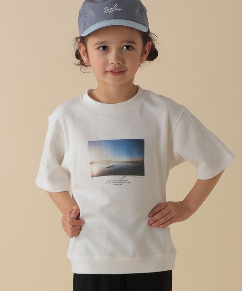 BAYFLOW(ベイフロー)の「【BEACH CLEAN CLUB(SURFRIDER)】5分袖フォトTee(KIDS)(Tシャツ/カットソー・キッズ・ベージュ/ホワイト/サックスブルー・XX-LARGE/SMALL/LARGE/X-LARGE/MEDIUM)」の1枚目の写真