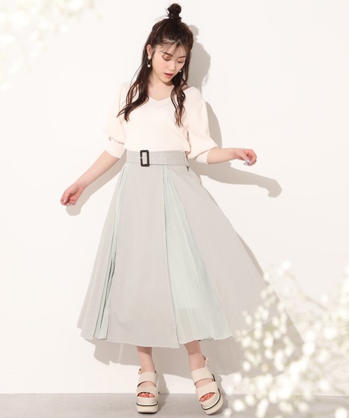 one after another NICE CLAUP（ワンアフターアナザーナイスクラップ）の「前後２Wayニットセットアップ（ワンピース・レディース・オフホワイト/サックスブルー/ブルー・FREE）」の4枚目の写真