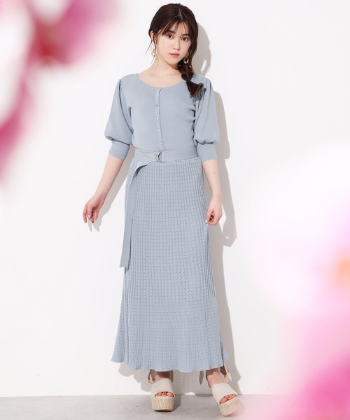 one after another NICE CLAUP（ワンアフターアナザーナイスクラップ）の「前後２Wayニットセットアップ（ワンピース・レディース・オフホワイト/サックスブルー/ブルー・FREE）」の6枚目の写真