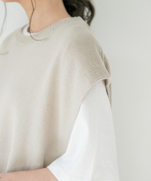 LOWRYS FARM（ローリーズファーム）の「７Ｇサイドスリットベスト２　884505（ベスト・レディース・ブラック/ベージュ/カーキ・FREE）」の12枚目の写真