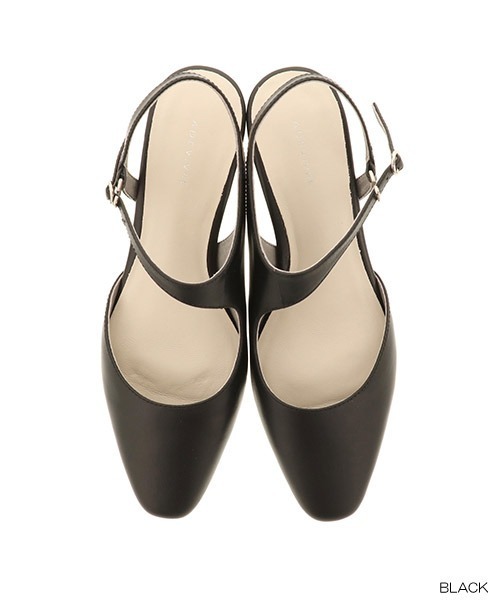 A De Vivre アドゥヴィーヴル の 本革 アシンメトリーアンクルストラップパンプス パンプス Wear