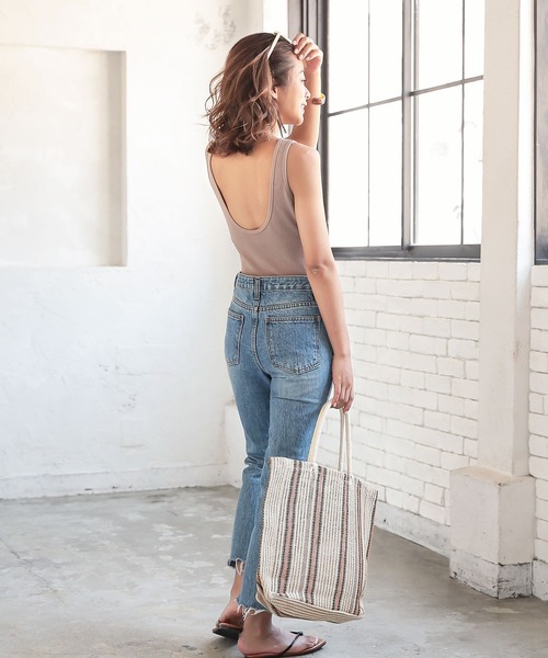 KOBE LETTUCE（コウベレタス）の「カップ付きバックオープンリブボディスーツ（タンクトップ・レディース・ベージュ系その他/モカ/ブラック・FREE）」の11枚目の写真