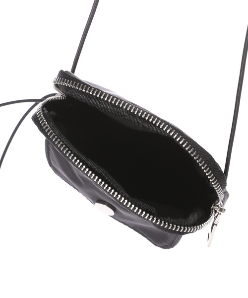 Edit Sheen（エディットシーン）の「ポケットデザインナイロンスマホショルダー（ショルダーバッグ・レディース・ブラック/オフホワイト/ボルドー・FREE）」の6枚目の写真