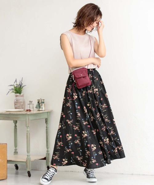 Edit Sheen（エディットシーン）の「ポケットデザインナイロンスマホショルダー（ショルダーバッグ・レディース・ブラック/オフホワイト/ボルドー・FREE）」の17枚目の写真