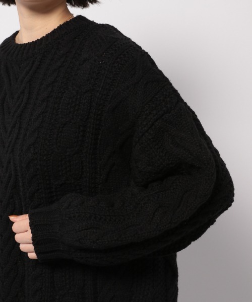 PAGEBOY（ページボーイ）の「ケーブルクルーネックプルオーバー 【ローゲージニット】（ニット/セーター・レディース・ブラック/オフホワイト/モカ/レッド系その他・FREE）」の6枚目の写真