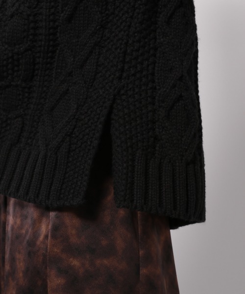 PAGEBOY（ページボーイ）の「ケーブルクルーネックプルオーバー 【ローゲージニット】（ニット/セーター・レディース・ブラック/オフホワイト/モカ/レッド系その他・FREE）」の11枚目の写真