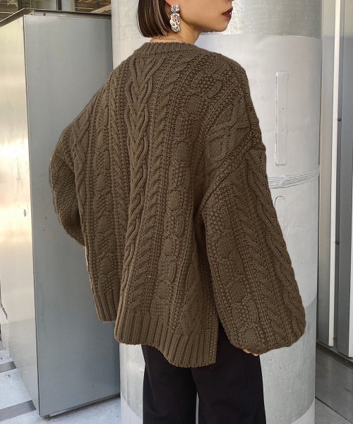 PAGEBOY（ページボーイ）の「ケーブルクルーネックプルオーバー 【ローゲージニット】（ニット/セーター・レディース・ブラック/オフホワイト/モカ/レッド系その他・FREE）」の10枚目の写真