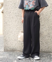 黒のワイドパンツを爽やかに着こなそう 夏コーデにぴったりな黒ワイドパンツコーデ9選 Zozotown