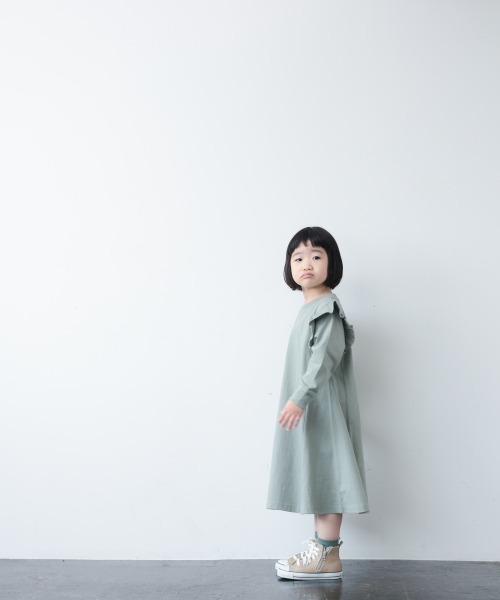 LOWRYS FARM（ローリーズファーム）の「カットフリルワンピース　932868（ワンピース・キッズ・ブラック/オフホワイト/グリーン・110/120/130）」の10枚目の写真