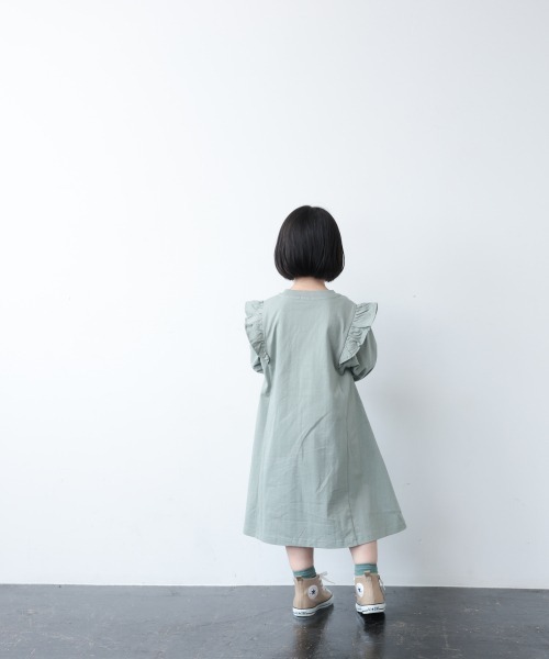 LOWRYS FARM（ローリーズファーム）の「カットフリルワンピース　932868（ワンピース・キッズ・ブラック/オフホワイト/グリーン・110/120/130）」の13枚目の写真