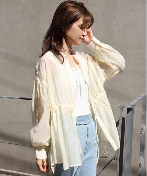 one after another NICE CLAUP(ワンアフターアナザーナイスクラップ)の「レース胸くしゅインナー(キャミソール・レディース・ベージュ/グレー/オフホワイト/モカ・FREE)」の10枚目の写真