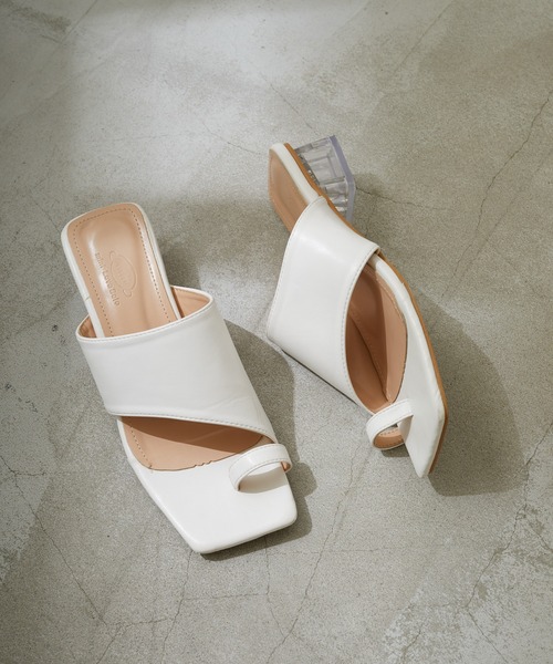 Birthday room（バースデイルーム）の「3.5cmヒール クリア スクエアトゥ トング サンダル（サンダル・レディース・ホワイト/ブラック・24.5/23.5）」の7枚目の写真