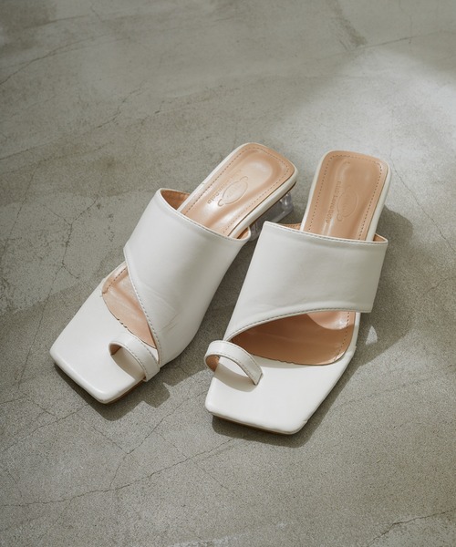 Birthday room（バースデイルーム）の「3.5cmヒール クリア スクエアトゥ トング サンダル（サンダル・レディース・ホワイト/ブラック・24.5/23.5）」の3枚目の写真