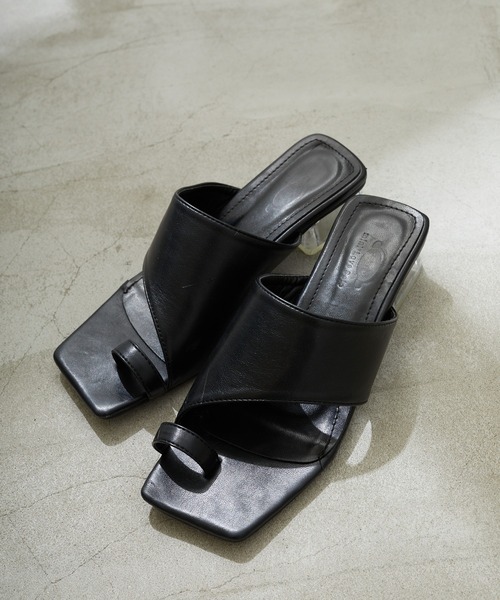 Birthday room（バースデイルーム）の「3.5cmヒール クリア スクエアトゥ トング サンダル（サンダル・レディース・ホワイト/ブラック・24.5/23.5）」の19枚目の写真