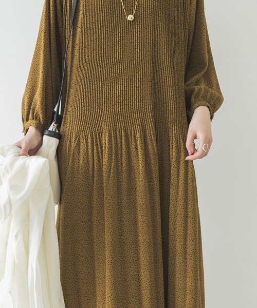 URBAN RESEARCH（アーバンリサーチ）の「プリーツデザインドット