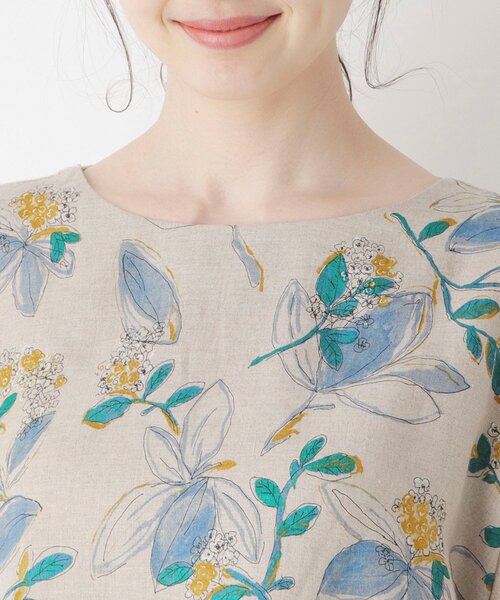 smart pink(スマートピンク)の「◆【手洗い可】フラワープリント切り替えプルオーバー(ニット/セーター・レディース・ベージュ系その他3/ライトグリーン系・88)」の11枚目の写真