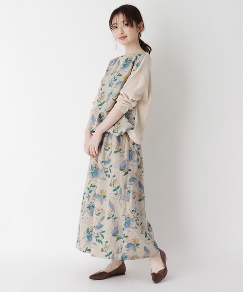 smart pink(スマートピンク)の「◆【手洗い可】フラワープリント切り替えプルオーバー(ニット/セーター・レディース・ベージュ系その他3/ライトグリーン系・88)」の5枚目の写真