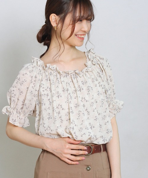 Crisp yours(クリスプユアーズ)の「【WEB限定】フラワーフリルパフブラウス(シャツ/ブラウス・レディース・アイボリー/ピンクベージュ・FREE)」の9枚目の写真