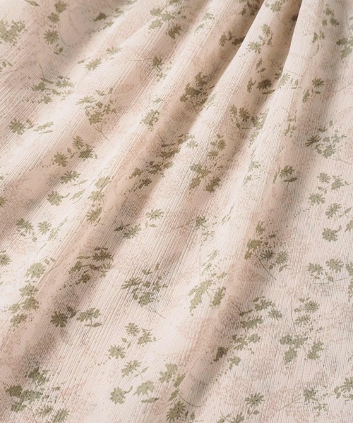 Crisp yours(クリスプユアーズ)の「【WEB限定】フラワーフリルパフブラウス(シャツ/ブラウス・レディース・アイボリー/ピンクベージュ・FREE)」の11枚目の写真