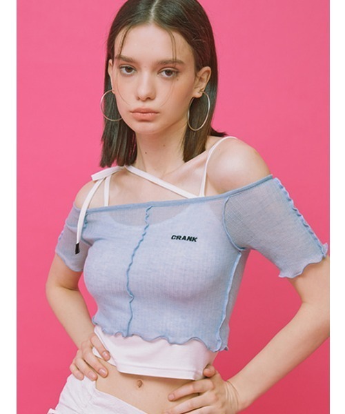 CRANK(クランク)の「『CRANK/クランク』WAVE OFF SHOULDER/ウェーブオフショルダートップ(Tシャツ/カットソー・レディース・ライトブルー/ブラック/ベージュ/ピンク/アイボリー・FREE)」の4枚目の写真