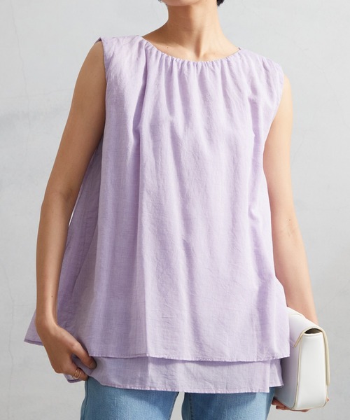 OMNES（オムネス）の「先染め綿麻シャンブレー  2枚重ねノースリーブブラウス（シャツ/ブラウス・レディース・ブラック/ベージュ/オフホワイト/ラベンダー・FREE）」の4枚目の写真