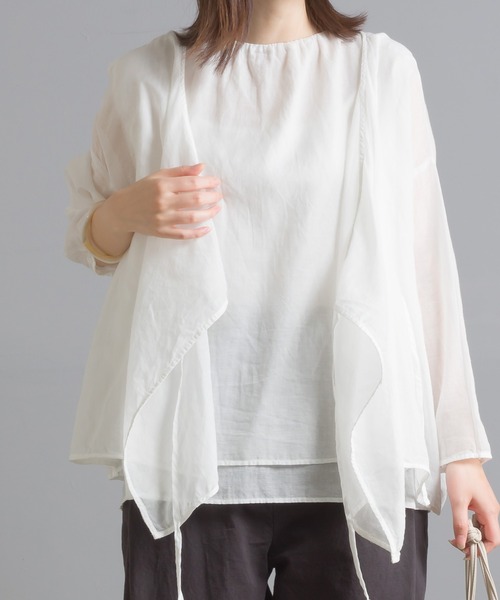 OMNES（オムネス）の「先染め綿麻シャンブレー  2枚重ねノースリーブブラウス（シャツ/ブラウス・レディース・ブラック/ベージュ/オフホワイト/ラベンダー・FREE）」の8枚目の写真