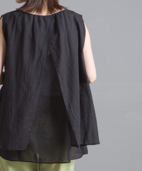 OMNES（オムネス）の「先染め綿麻シャンブレー  2枚重ねノースリーブブラウス（シャツ/ブラウス・レディース・ブラック/ベージュ/オフホワイト/ラベンダー・FREE）」の11枚目の写真