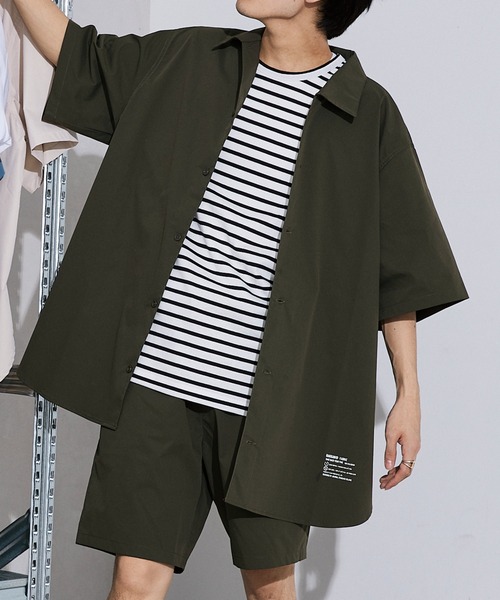 JOURNAL STANDARD relume（ジャーナルスタンダード　レリューム）の「RAKKAN(R) SURPLUS オーバーサイズ 半袖シャツ（シャツ/ブラウス・メンズ・ベージュ系その他/カーキ/エメラルドブルー・LARGE/SMALL/MEDIUM）」の22枚目の写真