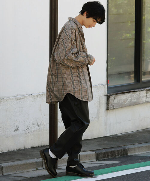 BeAMS DOT(ビームスドット)の「BeAMS DOT / フェイクレザー ワイドバルーンパンツ(その他パンツ・メンズ・ブラック・SMALL/MEDIUM/LARGE)」の8枚目の写真