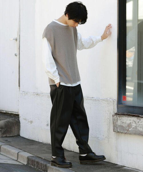 BeAMS DOT(ビームスドット)の「BeAMS DOT / フェイクレザー ワイドバルーンパンツ(その他パンツ・メンズ・ブラック・SMALL/MEDIUM/LARGE)」の9枚目の写真