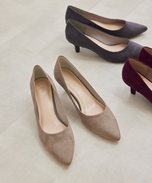 ROPE' PICNIC（ロペピクニック）の「リサイクルエコスエードポインテッドトゥプレーンパンプス（パンプス・レディース・チャコールグレー/ベージュ系その他2/パープル系その他・23.0cm/23.5cm/24.0cm/24.5cm）」の2枚目の写真