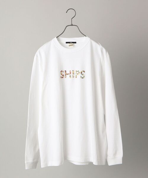 SHIPS(シップス)の「【WEB限定】SHIPS: フラワー柄 SHIPS ロゴ ユニセックス ロングスリーブ Tシャツ (ロンT)(Tシャツ/カットソー・メンズ・ホワイト/ブラック/ネイビー/ライトグリーン・SMALL/MEDIUM/LARGE/X-LARGE)」の2枚目の写真
