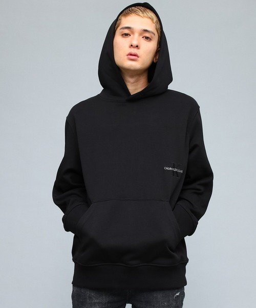 Calvin Klein Jeans(カルヴァンクラインジーンズ)の「AF オフプレイスド アイコニック パーカー(パーカー・メンズ・ブラック/ブラウン・S/M/L/XL)」の20枚目の写真