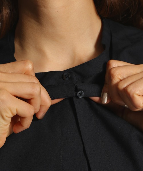 niko and...(ニコアンド)の「2WAYスクエアカラーブラウス(シャツ/ブラウス・レディース・ブラック/オフホワイト/チャコール・MEDIUM/LARGE)」の11枚目の写真