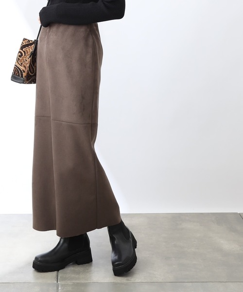 COLONY 2139（コロニートゥーワンスリーナイン）の「フェイクスエードストレッチスカート（スカート・レディース・ブラック/モカ・FREE）」の2枚目の写真