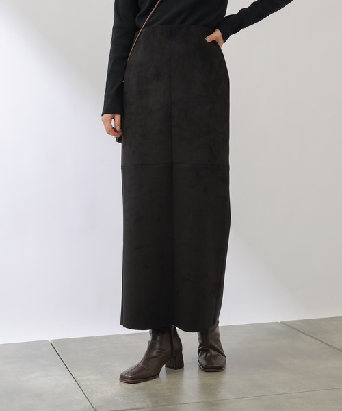 COLONY 2139（コロニートゥーワンスリーナイン）の「フェイクスエードストレッチスカート（スカート・レディース・ブラック/モカ・FREE）」の4枚目の写真