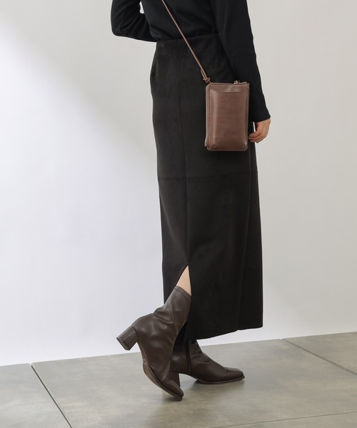 COLONY 2139（コロニートゥーワンスリーナイン）の「フェイクスエードストレッチスカート（スカート・レディース・ブラック/モカ・FREE）」の5枚目の写真