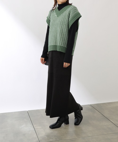 COLONY 2139（コロニートゥーワンスリーナイン）の「フェイクスエードストレッチスカート（スカート・レディース・ブラック/モカ・FREE）」の8枚目の写真