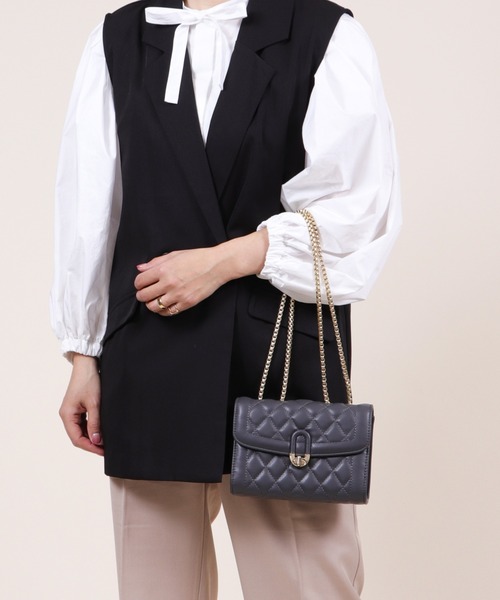 BASE（ベース）の「キルティング チェーン ショルダーバッグ ミニバッグ（ショルダーバッグ・レディース・アイボリー/ライトグレー/ブラック/ピンク/ブルー/ダークグリーン/ダークグレー/ライトブラウン/ベージュ/シルバー/ホワイト系その他/ブルー系その他・FREE）」の5枚目の写真