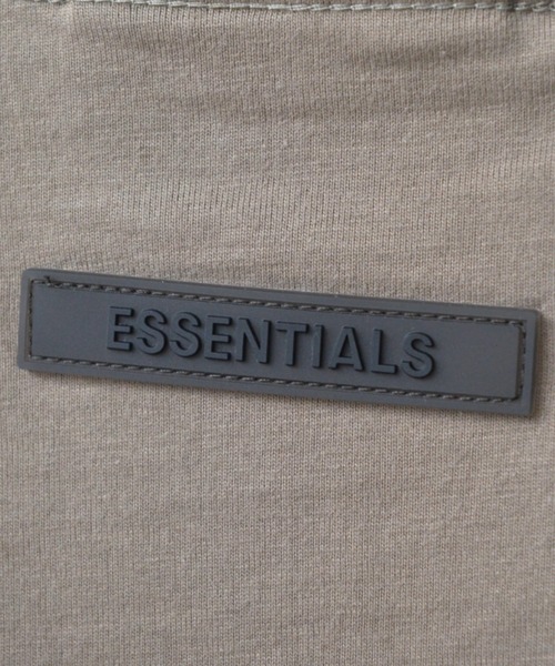 FOG ESSENTIALS(エフオージーエッセンシャルズ)の「ESSENTIALS /エッセンシャルズ バックロゴ ロングスリーブTシャツ(Tシャツ/カットソー・メンズ・ブラック/ブラウン/ベージュ・S/M/L/XL)」の9枚目の写真