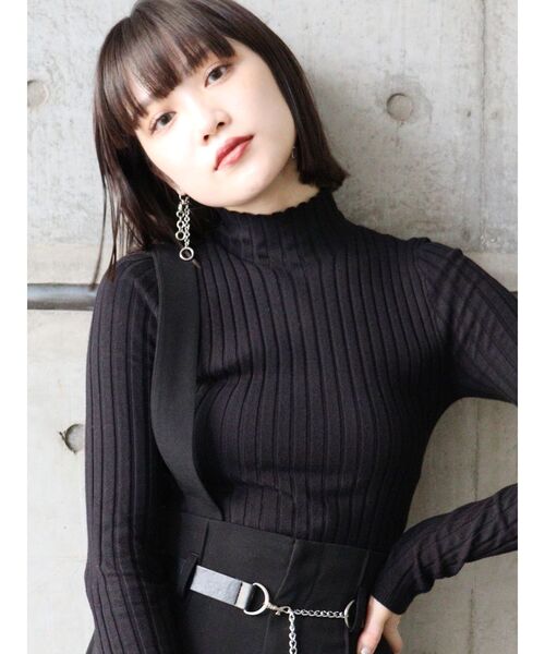 MURUA(ムルーア)の「ワイドボトルネックニット(ニット/セーター・レディース・ブラック/ベージュ/ブラウン/ブルー/マスタード・FREE)」の2枚目の写真