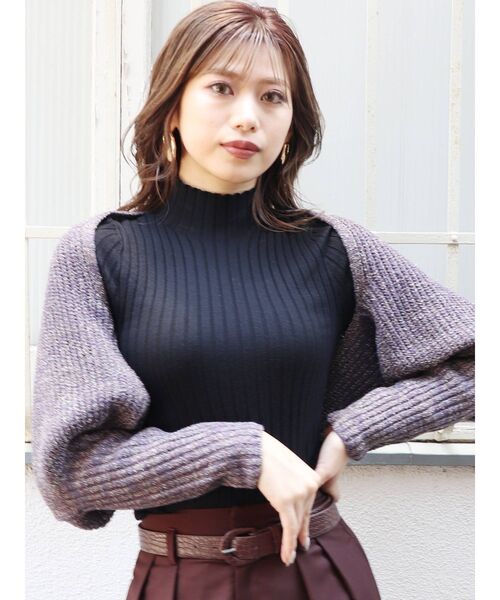 MURUA(ムルーア)の「ワイドボトルネックニット(ニット/セーター・レディース・ブラック/ベージュ/ブラウン/ブルー/マスタード・FREE)」の18枚目の写真