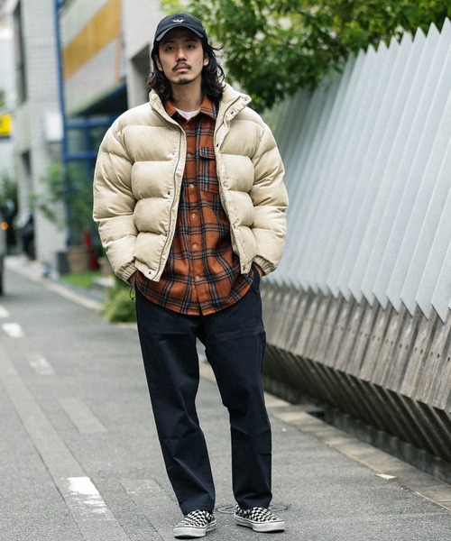 URBAN RESEARCH Sonny Label(アーバンリサーチサニーレーベル)の「中綿スタンドブルゾン(ブルゾン・メンズ・ブラック/ベージュ/ブラウン/インディゴブルー・MEDIUM/LARGE)」の6枚目の写真