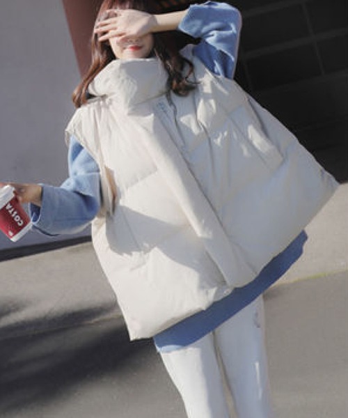 meJane（ミージェーン）の「フェイクダウンモンスターベスト（ダウンベスト・レディース・ブラック/ライトベージュ・FREE）」の4枚目の写真