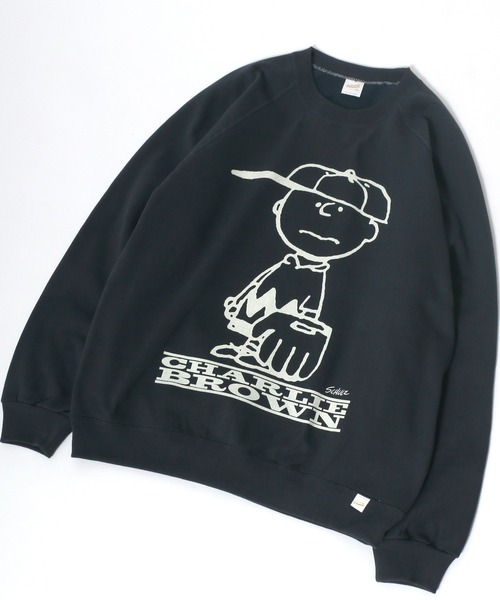 PEANUTS（ピーナッツ）の「PEANUTS × sportswear SNOOPY/スヌーピーバック英字ロゴ スウェットトレーナー（スウェット・レディース・グリーン/アイボリー/マスタード/チャコール・M/L）」の2枚目の写真
