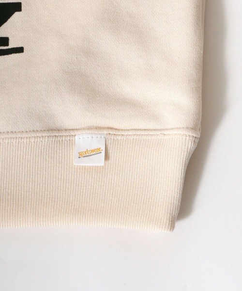 PEANUTS（ピーナッツ）の「PEANUTS × sportswear SNOOPY/スヌーピーバック英字ロゴ スウェットトレーナー（スウェット・レディース・グリーン/アイボリー/マスタード/チャコール・M/L）」の14枚目の写真