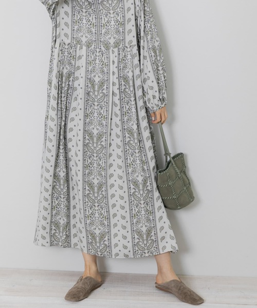 URBAN RESEARCH Sonny Label（アーバンリサーチサニーレーベル）の「『WEB限定』パネルペイズリーワンピース（ワンピース・レディース・イエロー/ベージュ系その他/ブラウン・FREE）」の9枚目の写真